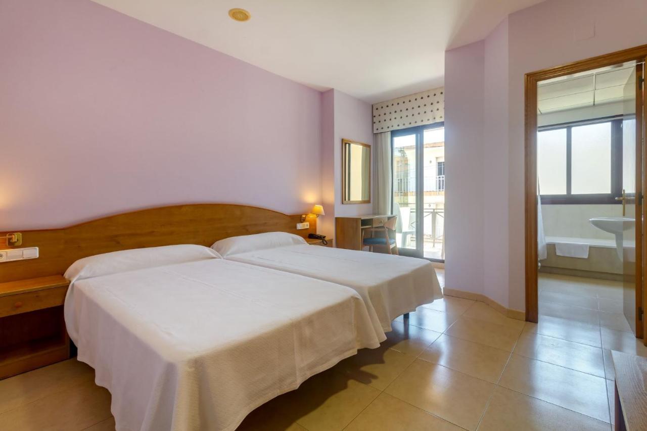 Duerming Montalvo Playa Hotel Εξωτερικό φωτογραφία